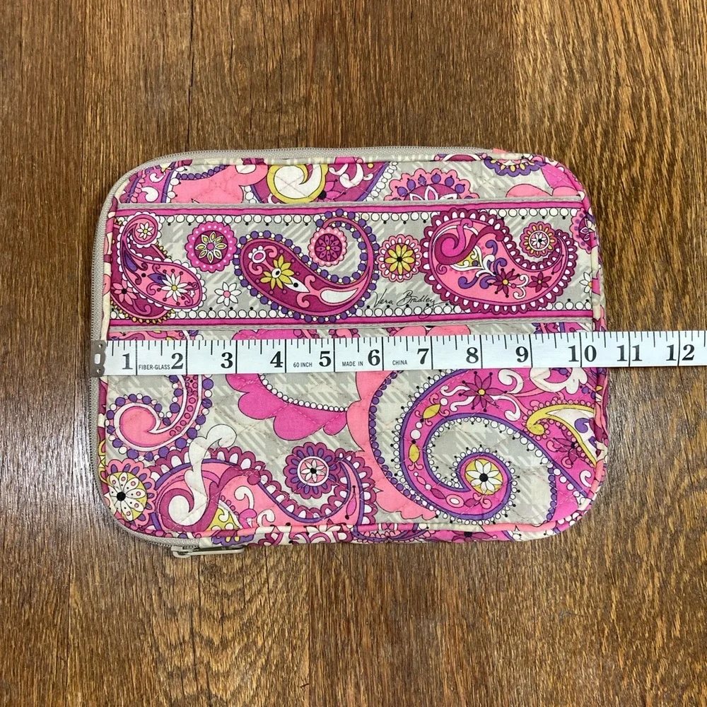 Vera Bradley Floral Tablet Sleeve Paisley Meets Plaid Ret Pattern approx 8x10”